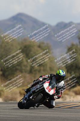 media/Oct-13-2025-Moto Forza (Mon) [[a66d839500]]/2-A Group/Session 4 Turn 7/